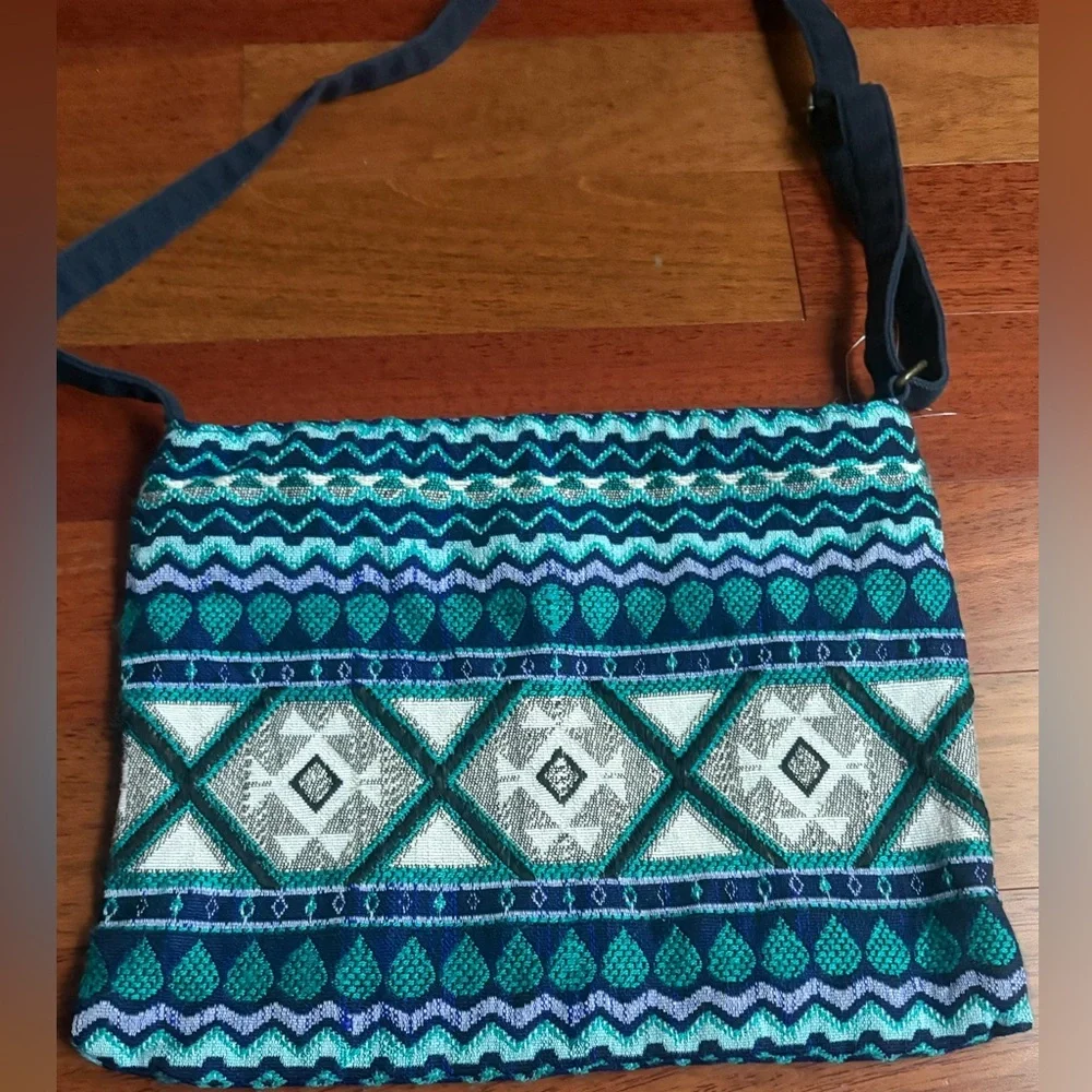 Stephanie Nicole NY Beaded Purse Crossbody Bag Festival Boho Blue Green Pink